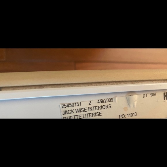 Hunter Douglas custom duette honeycomb blinds - Picture 5 of 7